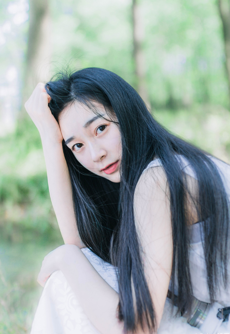 最美的相遇，总在不经意间走进心里；最美的缘份，总能绽放出最璀璨的徇丽；不为别的，只为友情的温馨，心灵的相依，朋友的真诚，缘份的珍惜。